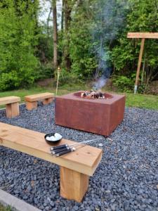 Family home, large garden, playground kids, firepit, terraces, sleeps max 7 and 1 babycot, kids playroom inside