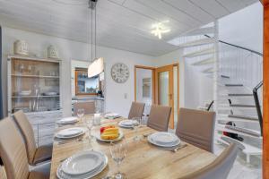 Seepark Kirchheim Ferienhaus bei Zeta mit Sauna