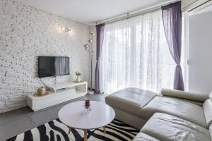 First choice apartment