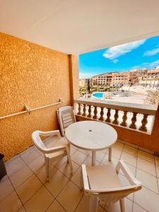 Cap Esterel Studio Cabine Vue Piscine Et Mer Réf C2 308