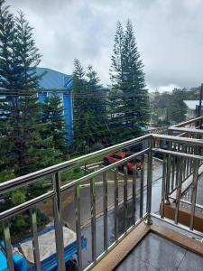 North 27 Hill Transient Rooms near Microtel Inn and Victory Liner Baguio