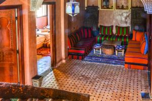 Authentic and pittoresque room for 3 people in Tamatert, Morocco