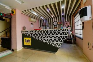 FabHotel Yug Villa Karol Bagh