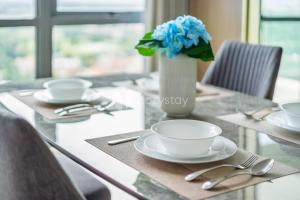 Vue by Kozystay - Karawaci