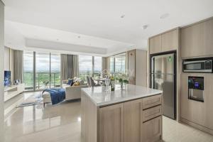 Vue by Kozystay - Karawaci