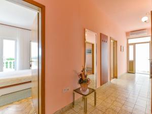 Apartment on Vir Island near Sandy Beaches