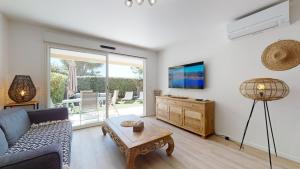 Appartement T2 : Jardin, Piscine, Parking à Sainte-Maxime