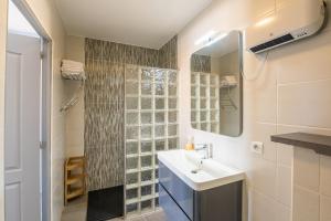 Villas Villa avec piscine et Jaccuzy : photos des chambres