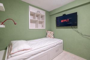 Sovereign Oasis 2BR Central APT