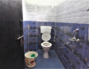 StayApart Mount Kailash Guest House