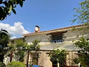 梅桑格斯住宿加早餐旅馆  - Frontenay-sur-Dive