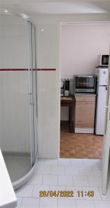 NICE - STUDIO indépendant en VILLA - Mer ville calme jardinet