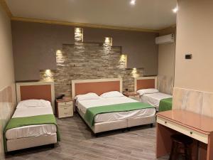 Quadruple Room room in Hotel Iris