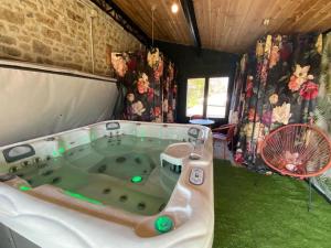 Maisons de vacances Poigniere 17pers SPA Baby-foot 15min Mer : photos des chambres