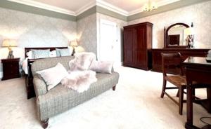 Moffat House