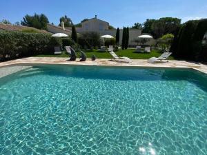 Maisons de vacances Mas Beau Soleil & Spa Cottages de Charme avec Jacuzzi&Jardin Prives : photos des chambres