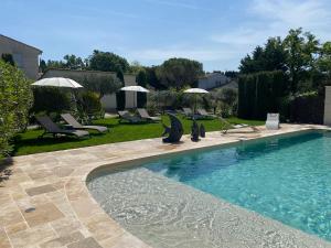 Mas Beau Soleil & Spa Cottages de Charme avec Jacuzzi&Jardin Privés