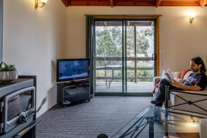 Freycinet Cottage 1 β Bluestone