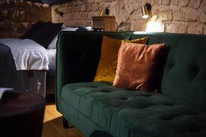 #stayhere - Historic Vilnius Old Town Chic Studio