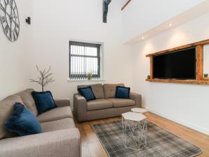 The Dance Hall, The Institute Executive Apartments