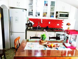 Casa na praia da Enseada - Guarujá