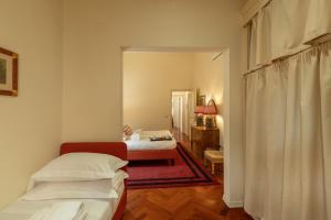 Velluto elegant apartment near the Duomo