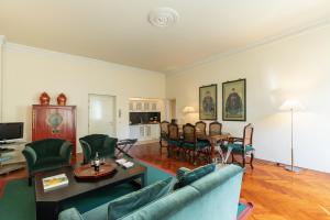 Velluto elegant apartment near the Duomo