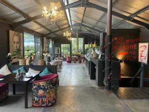 Le Rêve Boutique Hôtel - Lochlynne