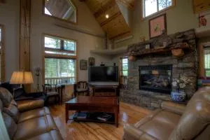 Boulder Ridge Lodge - Hanna