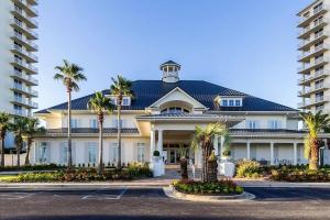 Bristol 610 - Spacious Corner Unit w Large Balcony & Gorgeous Beach View!