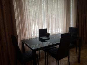 One-room apartment near metro DELISI