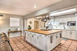 Delightful Family Getaway w Covered Patio!