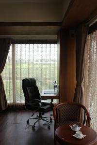 Hotel Sarvoday & Restaurant