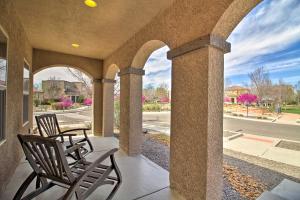 9 Mi to Old Town Albuquerque: Getaway w Grill!