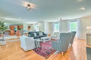 Chic Nashville-Area Retreat with Private Pool! - Pegram