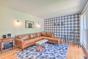 Chic Nashville-Area Retreat with Private Pool!