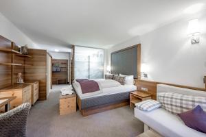 Deluxe Double Room with Balcony room in Hotel Andy 4s