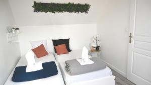 Maisons d'hotes Class&Cosy CHAMBRE CHEZ HABITANT 5mn Aeroport Roissy CDG : photos des chambres