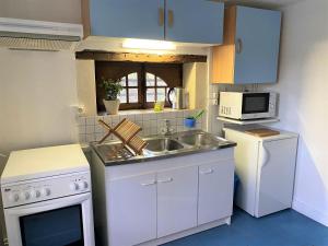 B&B / Chambres d'hotes Le Moulin de Pasnel : Chambre Familiale - Vue sur Jardin