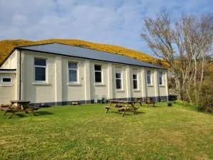 Helmsdale Lodge Hostel - all rooms en-suite - Dunbeath