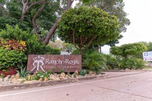 Hotel Rancho Regis