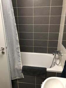 Šamorín Modern Apartmens private parking - air conditioning