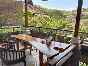 Bagus Homestay - Labuhanamuk