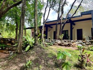 Nugasewana Guest