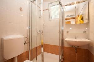 Apartments Glibo near the sea and town center!