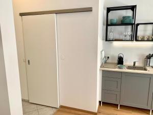 Vintage Chic Studio - by Nahuen Suites