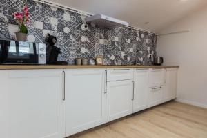 Kuki apartment with balcony 