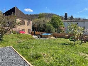 Newly renovated house with pool