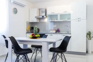 Petra modern apartment with free parking and BBQ