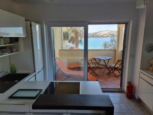 BELLEVUE - Old Navalis